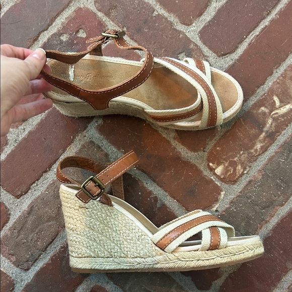 Tommy Bahama Espadrille Wedge Sandals - Picture 1 of 9
